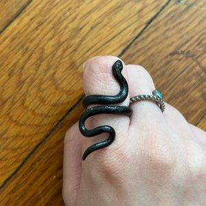 Black snake ring